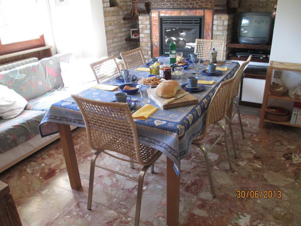 Casa Balducci Bed&Breakfast Mercatello sul Metauro Eksteriør bilde