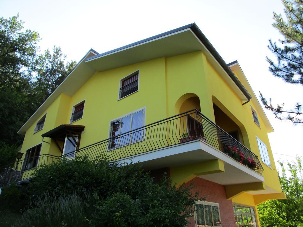 Casa Balducci Bed&Breakfast Mercatello sul Metauro Eksteriør bilde